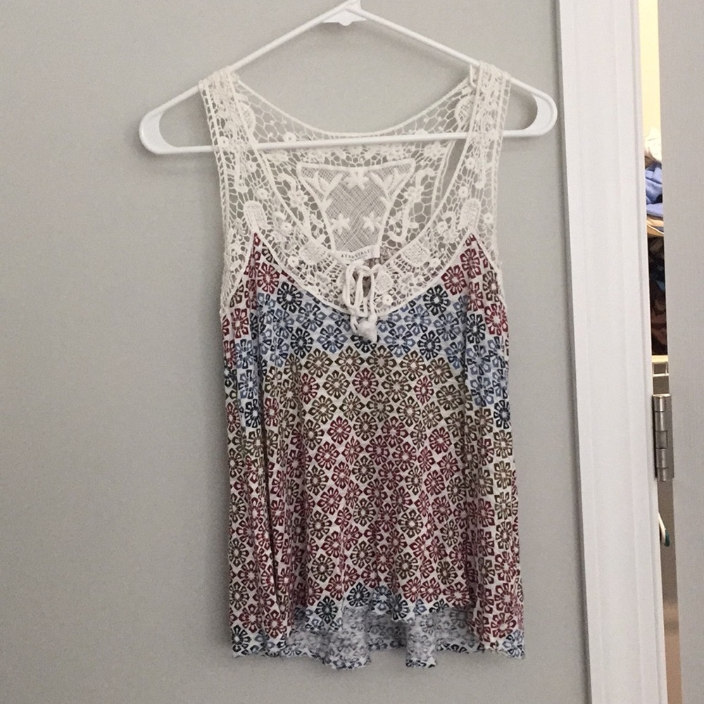 Floral lace top